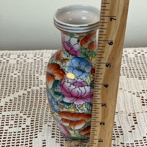 Vintage floral Asian themed small vase || Vintage vase floral || Asian vase - Picture 11 of 11